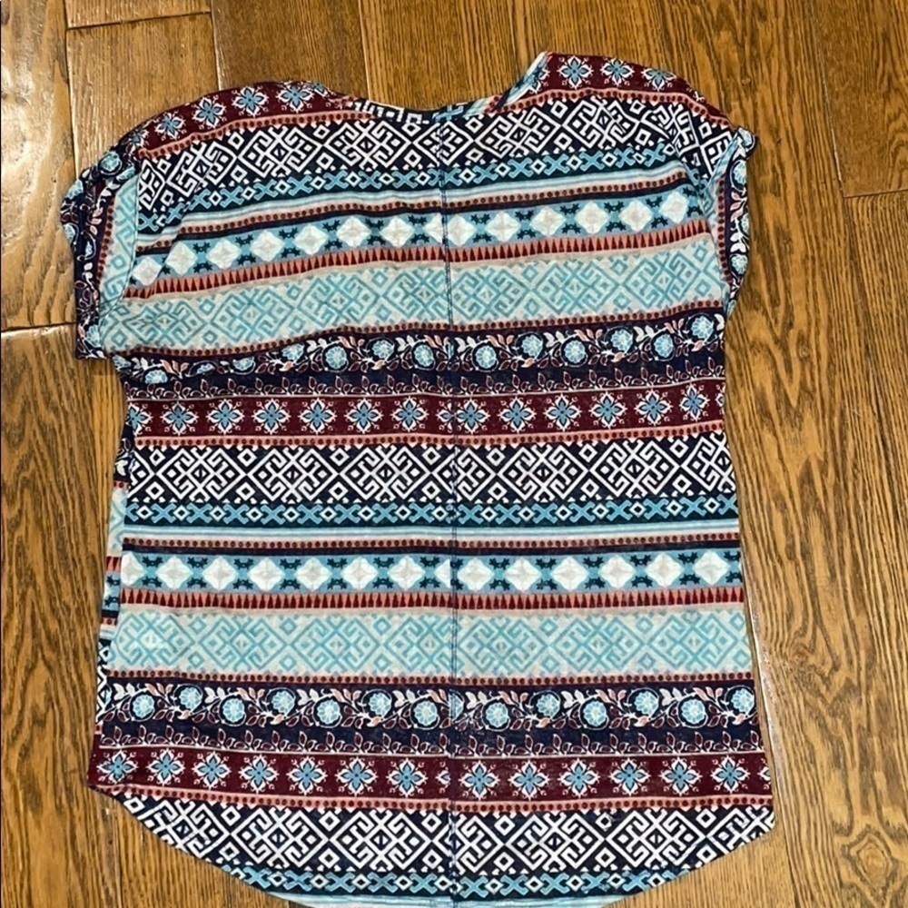 EUC Tribal Print Top - Picture 2 of 2